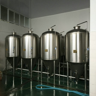 豪魯啤酒廠(chǎng)設(shè)備